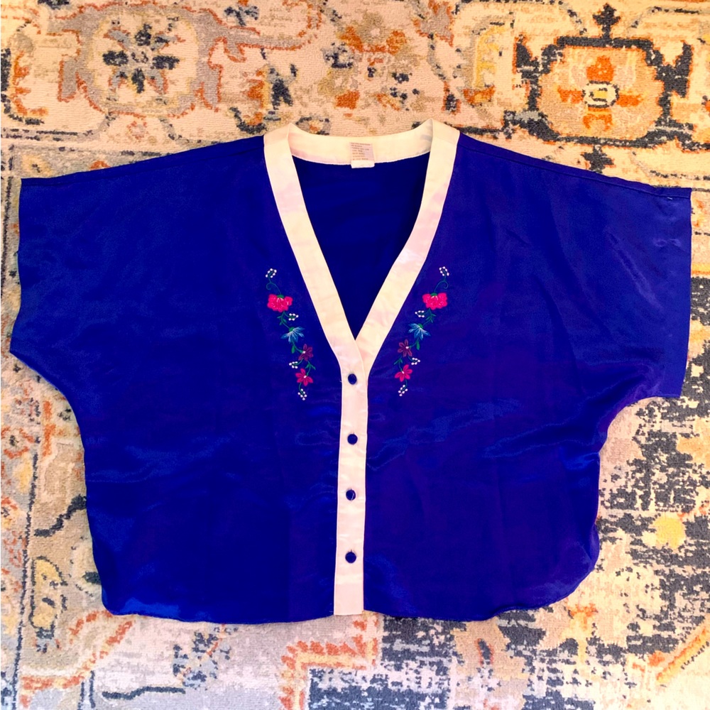 Cropped night shirt for day wear
